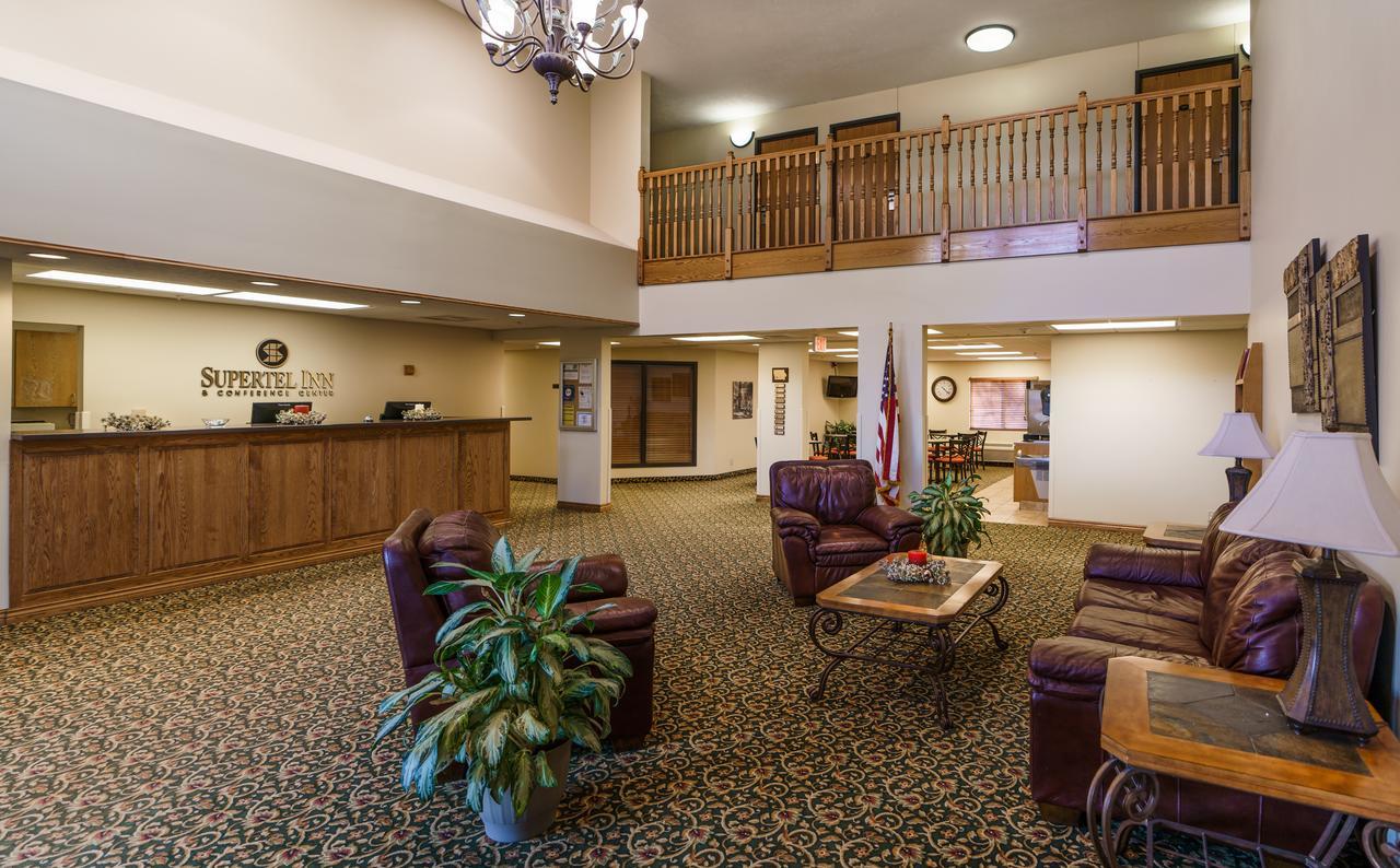 Supertel Inn And Conference Center Creston Exteriér fotografie